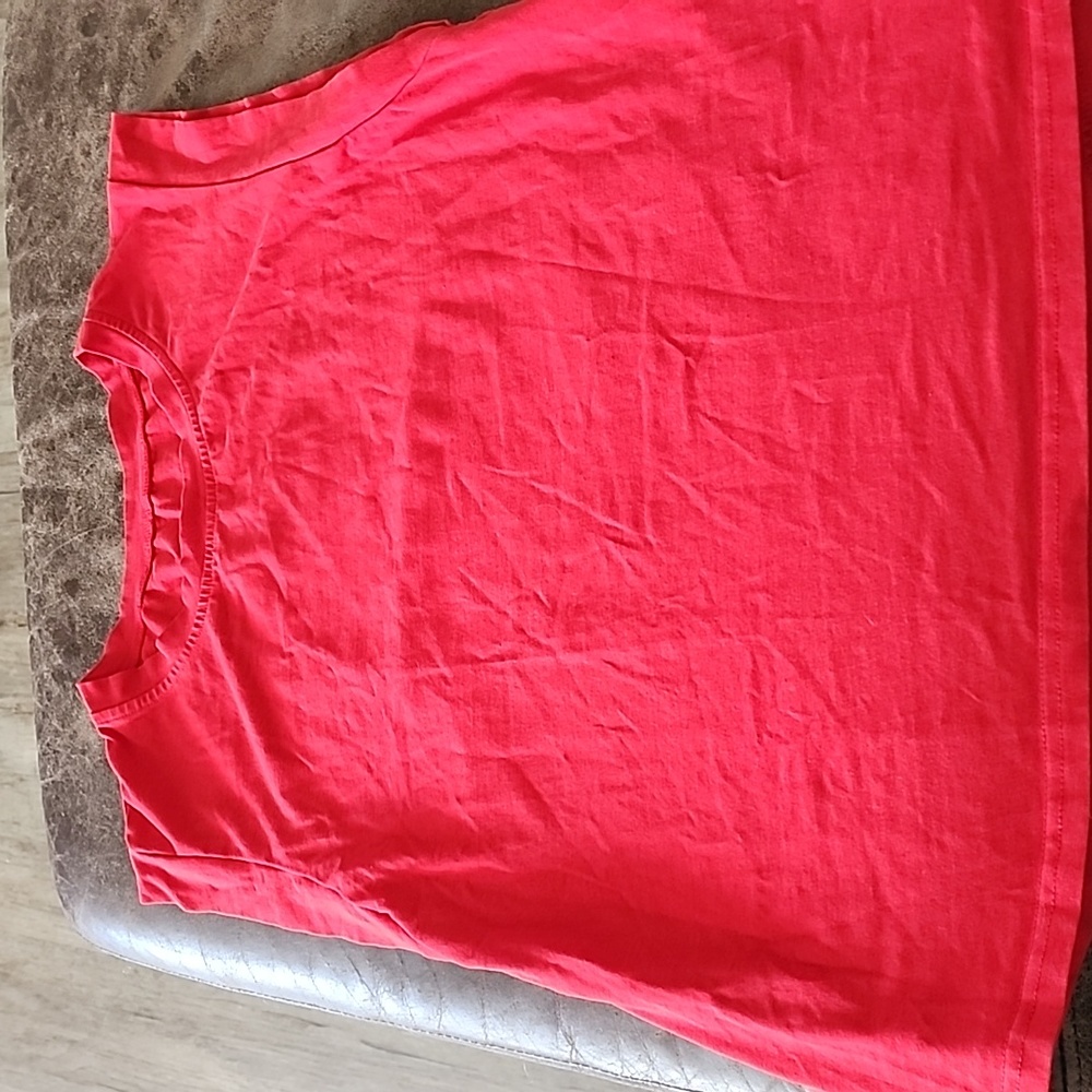 Amazon sleevless cotton shirt